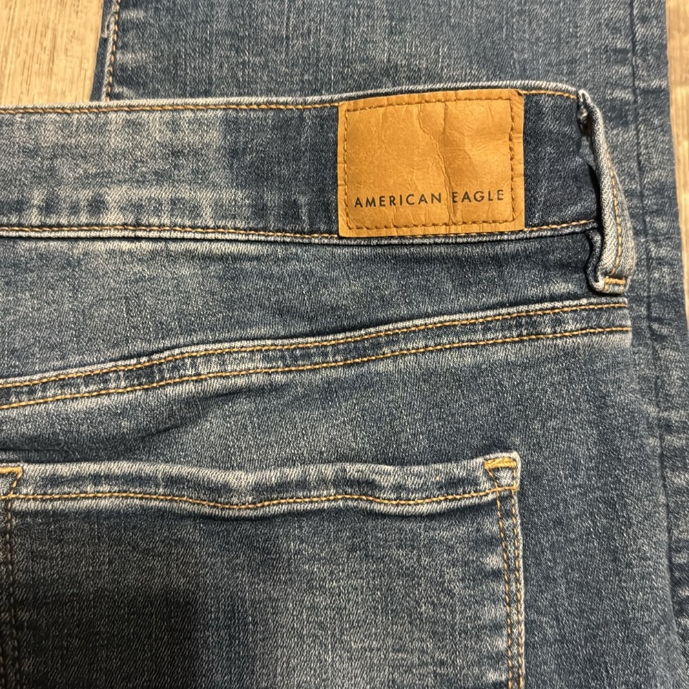 AMERICAN EAGLE Jeans-size 10 XLong - Picture 4 of 13